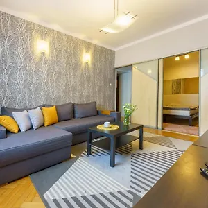 https://studencka-street-apartment.krakowhotelspoland.com